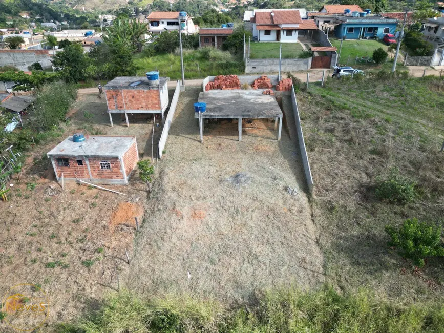 Foto 1 de Terreno / Lote à venda, 450m2 em Paty Do Alferes - RJ