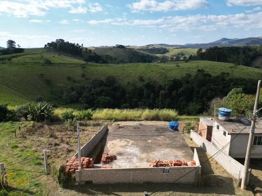 Foto 3 de Terreno / Lote à venda, 450m2 em Paty Do Alferes - RJ