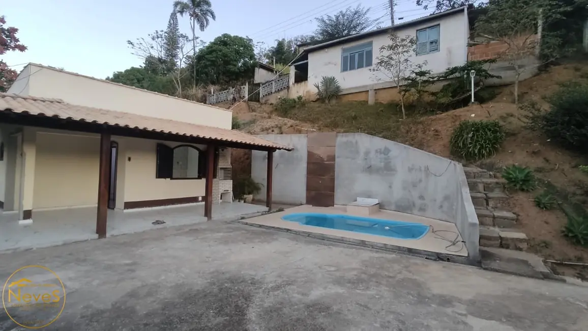 Casa com 4 quartos à venda, 133m2 em Paty Do Alferes - RJ - imagem 1 Foto 1 de Casa com 4 quartos à venda, 133m2 em Paty Do Alferes - RJ