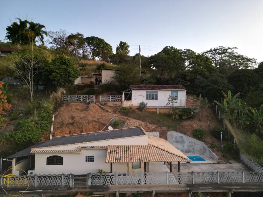 Casa com 4 quartos à venda, 133m2 em Paty Do Alferes - RJ - imagem 3 Foto 3 de Casa com 4 quartos à venda, 133m2 em Paty Do Alferes - RJ