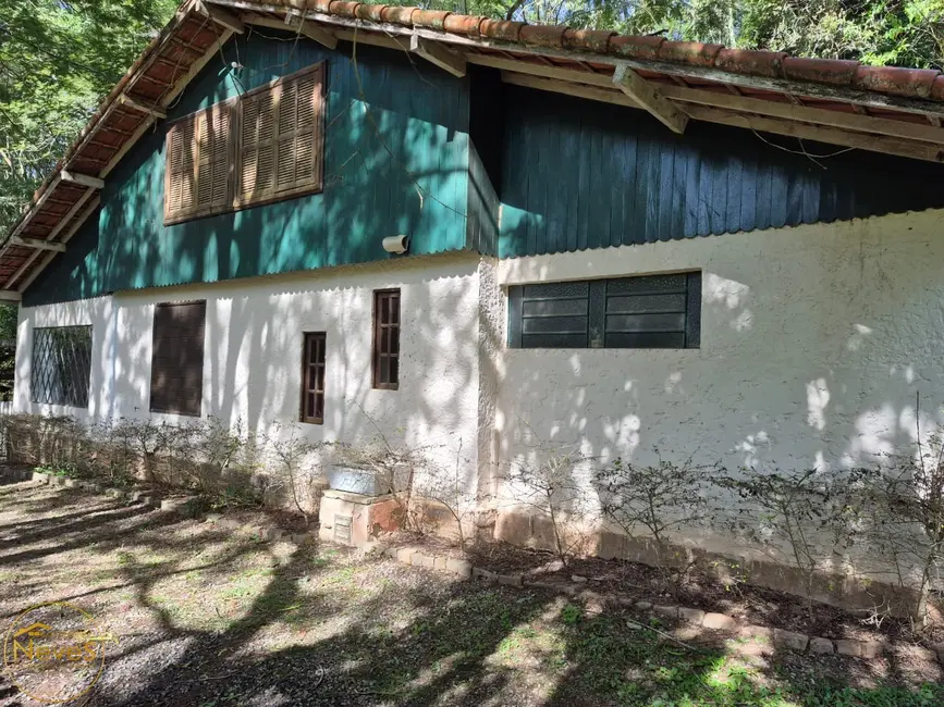 Foto 4 de Sítio / Rancho com 3 quartos à venda, 172m2 em Miguel Pereira - RJ