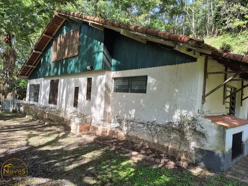 Foto 2 de Sítio / Rancho com 3 quartos à venda, 172m2 em Miguel Pereira - RJ