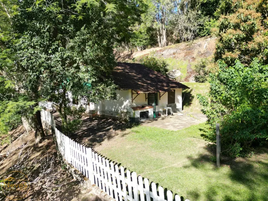Foto 7 de Sítio / Rancho com 3 quartos à venda, 172m2 em Miguel Pereira - RJ