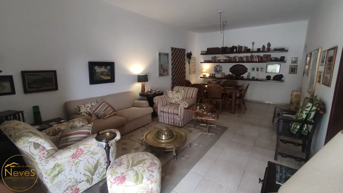 Foto 8 de Casa com 4 quartos à venda, 234m2 em Paty Do Alferes - RJ