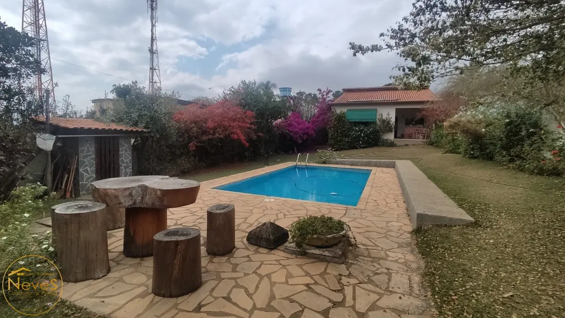 Foto 3 de Casa com 4 quartos à venda, 234m2 em Paty Do Alferes - RJ