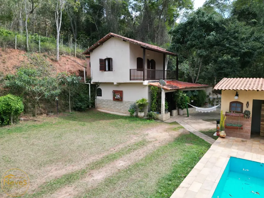 Foto 3 de Sítio / Rancho com 3 quartos à venda, 223m2 em Paty Do Alferes - RJ