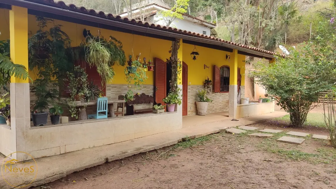Foto 4 de Sítio / Rancho com 3 quartos à venda, 223m2 em Paty Do Alferes - RJ