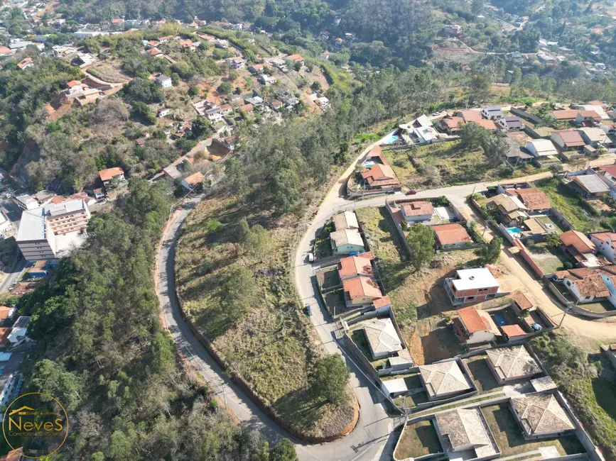 Foto 3 de Terreno / Lote à venda, 364m2 em Paty Do Alferes - RJ
