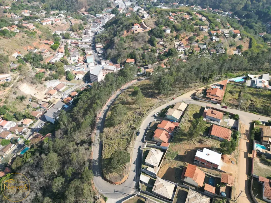 Foto 2 de Terreno / Lote à venda, 364m2 em Paty Do Alferes - RJ