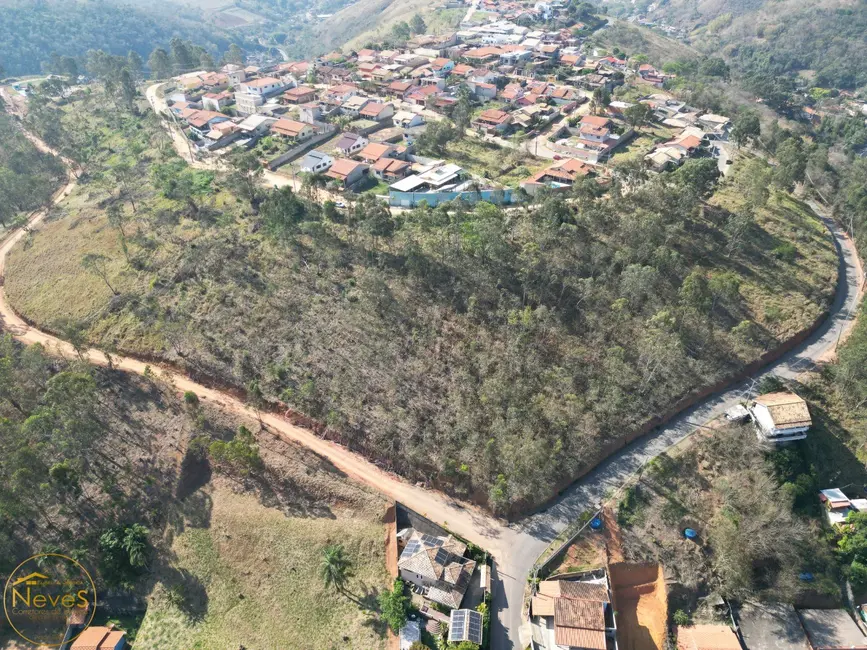 Foto 1 de Terreno / Lote à venda, 364m2 em Paty Do Alferes - RJ