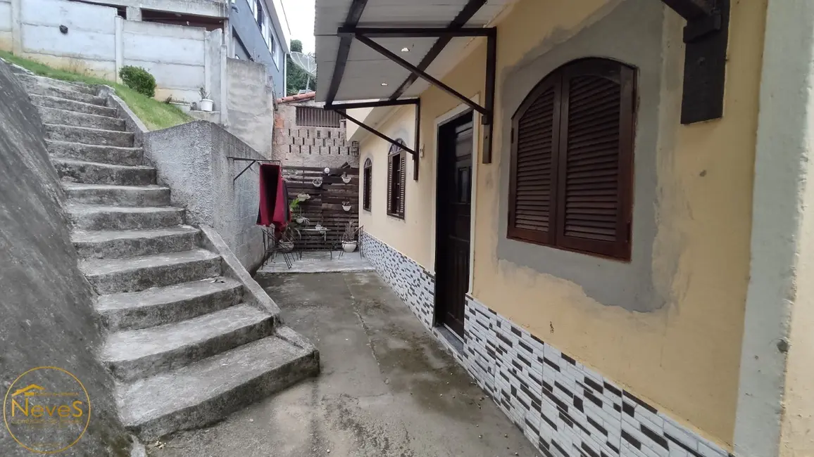 Foto 2 de Casa com 3 quartos à venda, 90m2 em Paty Do Alferes - RJ