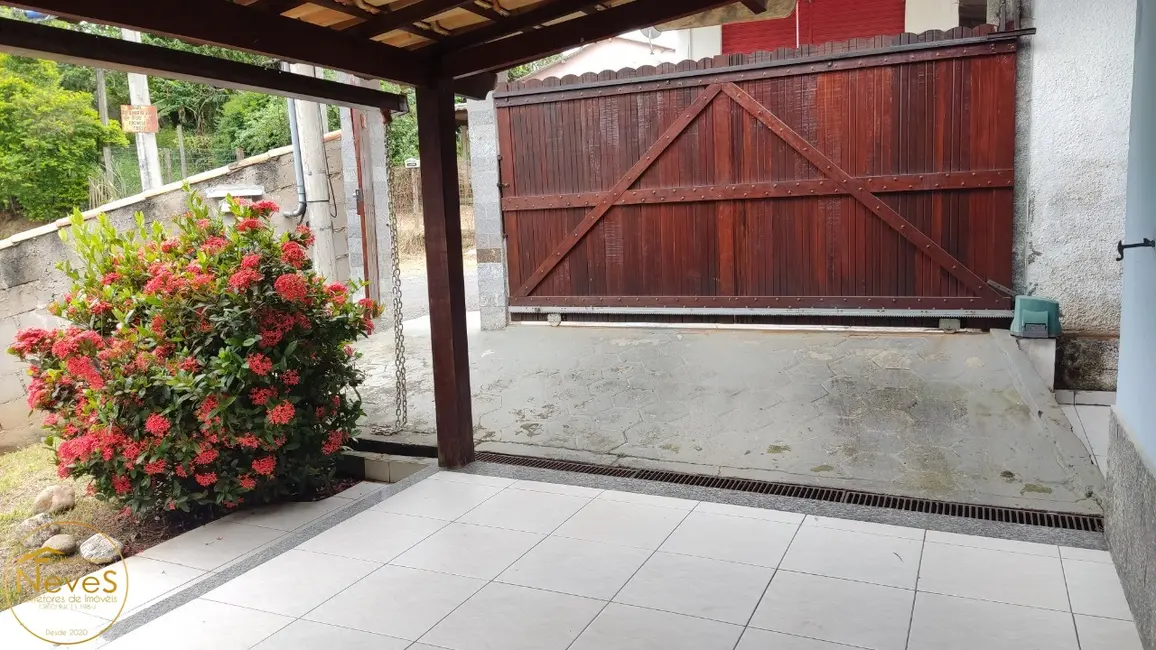 Foto 3 de Casa com 3 quartos à venda, 264m2 em Paty Do Alferes - RJ