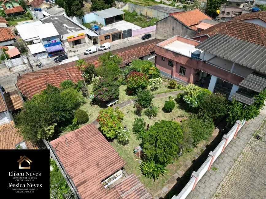 Foto 2 de Casa com 4 quartos à venda, 200m2 em Centro, Miguel Pereira - RJ