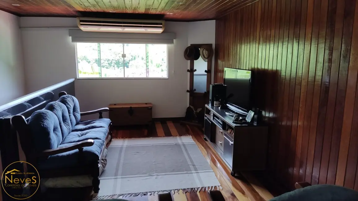 Sítio / Rancho com 4 quartos à venda, 300m2 em Vera Cruz, Miguel Pereira - RJ - imagem 8 Foto 8 de Sítio / Rancho com 4 quartos à venda, 300m2 em Vera Cruz, Miguel Pereira - RJ