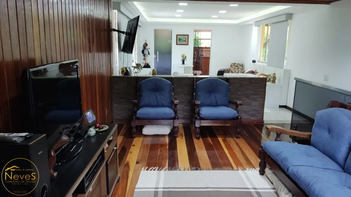 Sítio / Rancho com 4 quartos à venda, 300m2 em Vera Cruz, Miguel Pereira - RJ - imagem 9 Foto 9 de Sítio / Rancho com 4 quartos à venda, 300m2 em Vera Cruz, Miguel Pereira - RJ