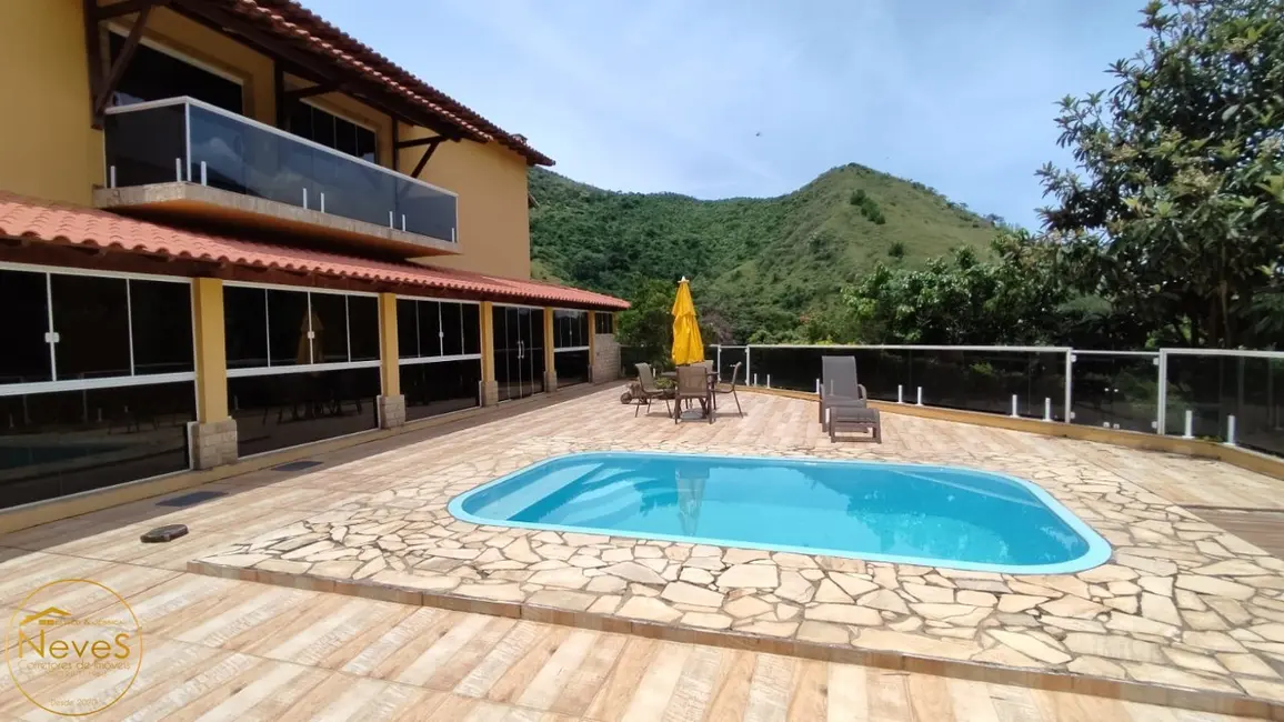 Sítio / Rancho com 4 quartos à venda, 300m2 em Vera Cruz, Miguel Pereira - RJ - imagem 3 Foto 3 de Sítio / Rancho com 4 quartos à venda, 300m2 em Vera Cruz, Miguel Pereira - RJ