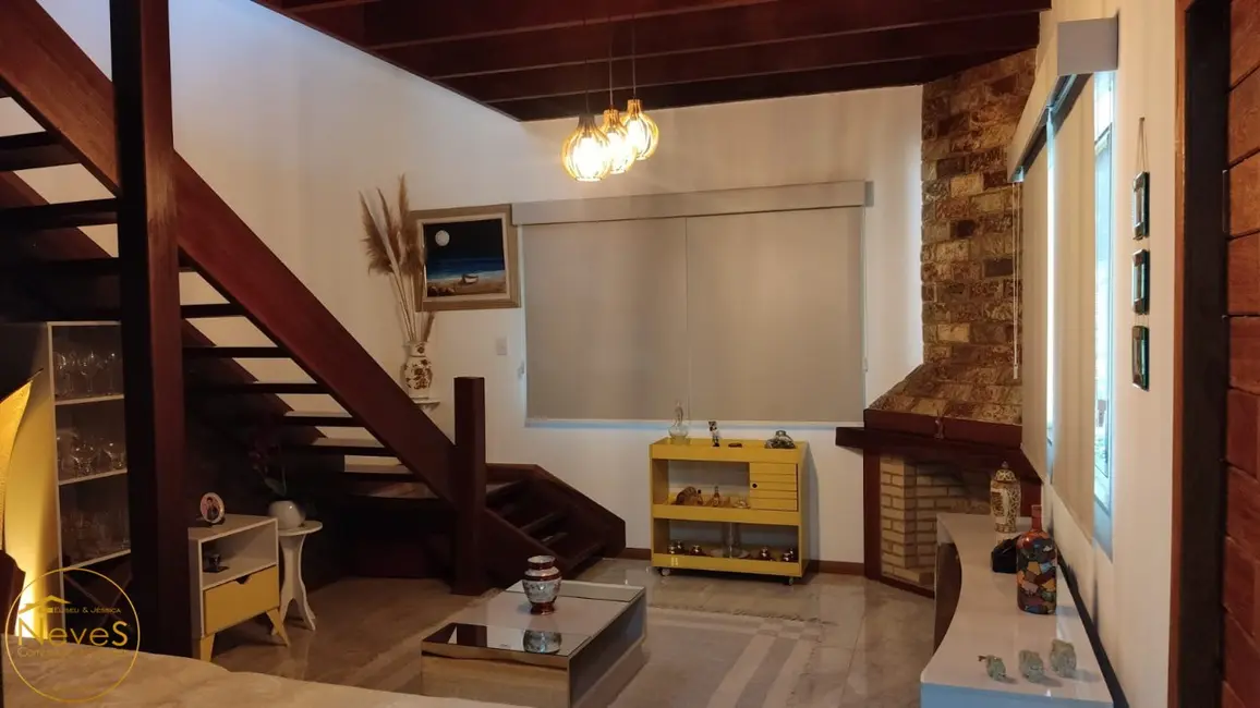 Sítio / Rancho com 4 quartos à venda, 300m2 em Vera Cruz, Miguel Pereira - RJ - imagem 6 Foto 6 de Sítio / Rancho com 4 quartos à venda, 300m2 em Vera Cruz, Miguel Pereira - RJ