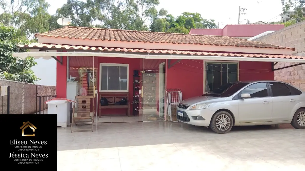 Foto 1 de Casa com 2 quartos à venda, 98m2 em Paty Do Alferes - RJ