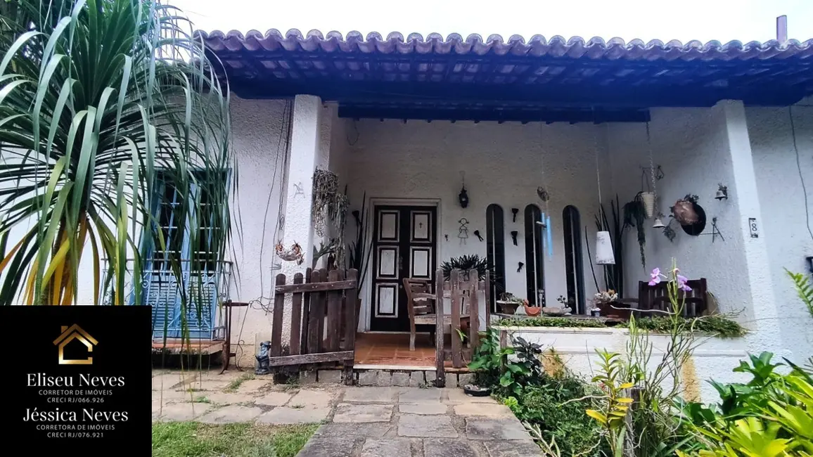 Foto 2 de Casa com 4 quartos à venda, 226m2 em Miguel Pereira - RJ