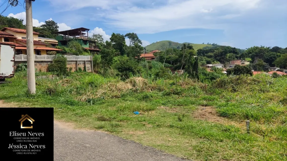 Foto 1 de Terreno / Lote à venda, 760m2 em Paty Do Alferes - RJ