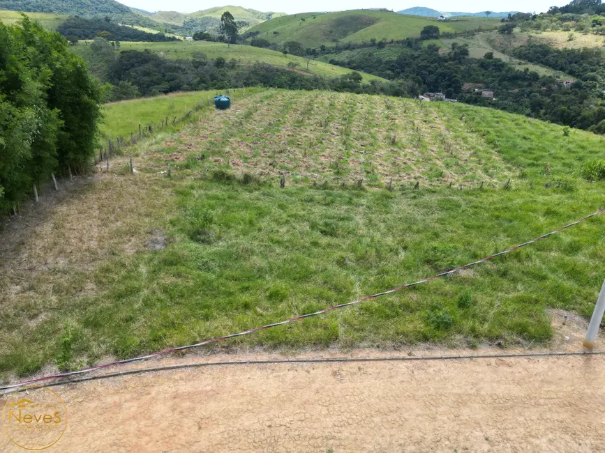 Foto 4 de Terreno / Lote à venda, 600m2 em Paty Do Alferes - RJ