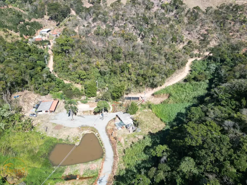 Foto 4 de Sítio / Rancho com 2 quartos à venda, 80m2 em Paty Do Alferes - RJ