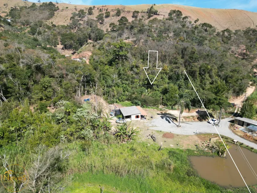 Foto 2 de Sítio / Rancho com 2 quartos à venda, 80m2 em Paty Do Alferes - RJ