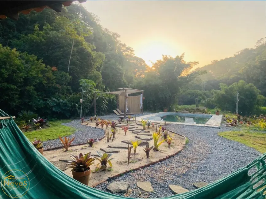 Foto 2 de Sítio / Rancho com 2 quartos à venda, 80m2 em Paty Do Alferes - RJ