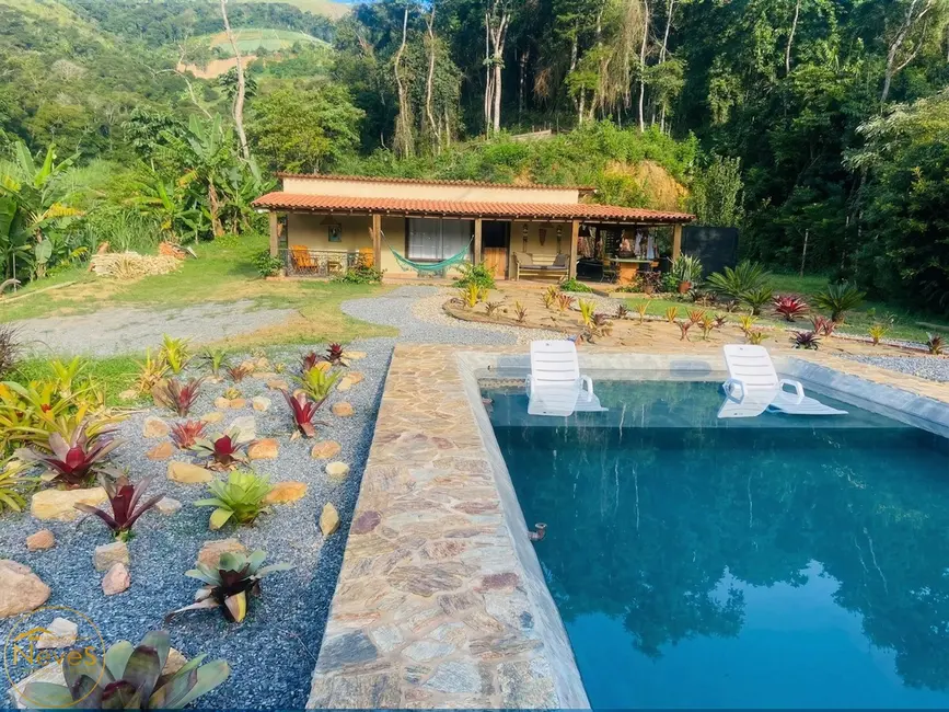 Foto 1 de Sítio / Rancho com 2 quartos à venda, 80m2 em Paty Do Alferes - RJ