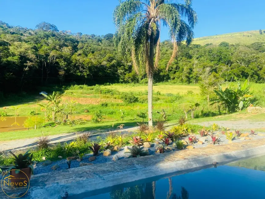 Foto 5 de Sítio / Rancho com 2 quartos à venda, 80m2 em Paty Do Alferes - RJ