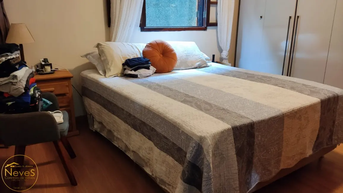 Foto 9 de Casa com 4 quartos à venda, 160m2 em Paty Do Alferes - RJ