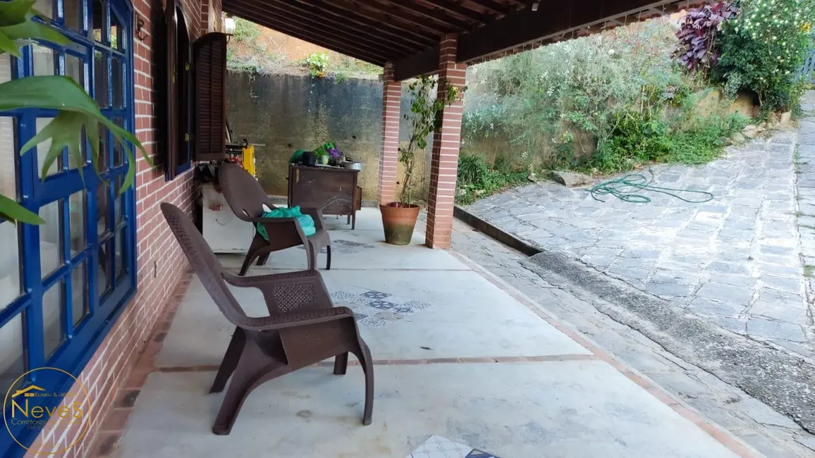 Foto 2 de Casa com 4 quartos à venda, 160m2 em Paty Do Alferes - RJ