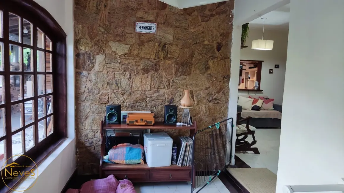 Foto 5 de Casa com 4 quartos à venda, 160m2 em Paty Do Alferes - RJ