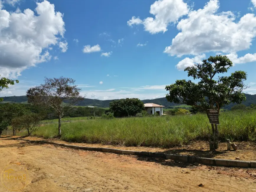 Foto 1 de Terreno / Lote à venda, 504m2 em Paty Do Alferes - RJ