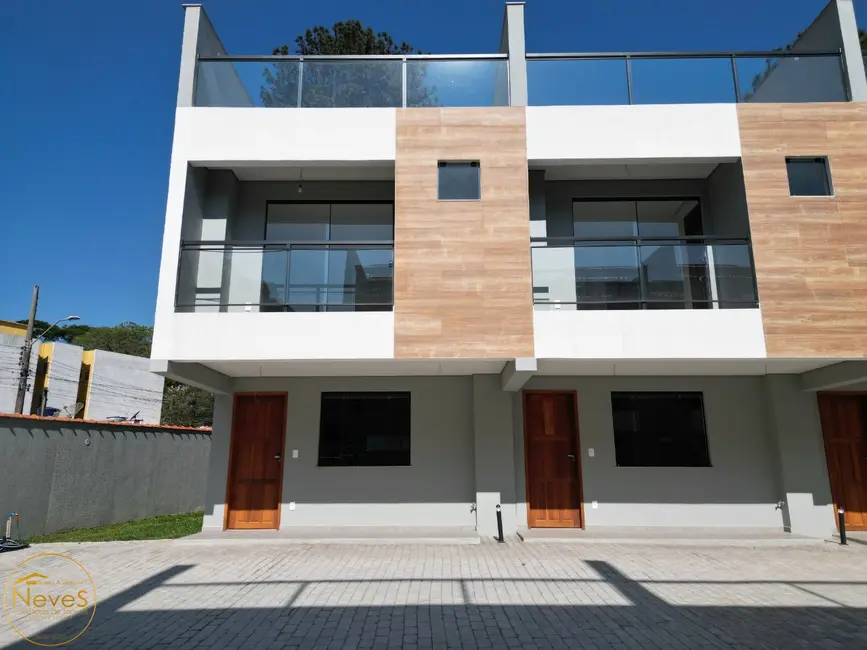 Foto 2 de Casa com 2 quartos à venda, 117m2 em Miguel Pereira - RJ