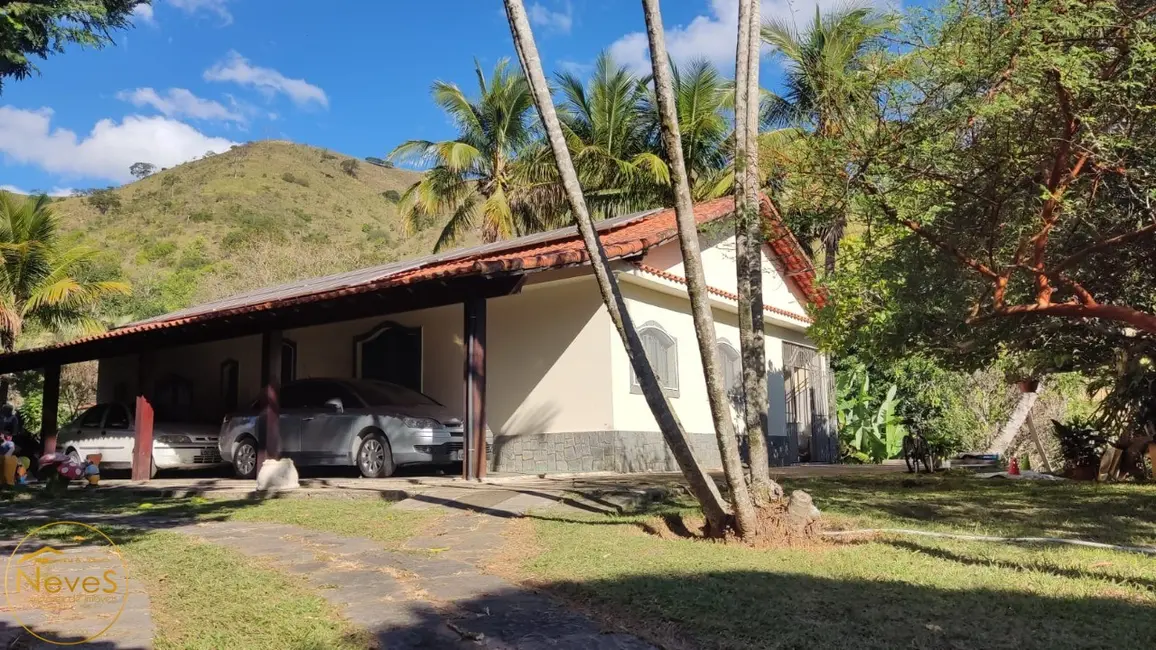 Casa com 3 quartos à venda, 254m2 em Paty Do Alferes - RJ - imagem 3 Foto 3 de Casa com 3 quartos à venda, 254m2 em Paty Do Alferes - RJ