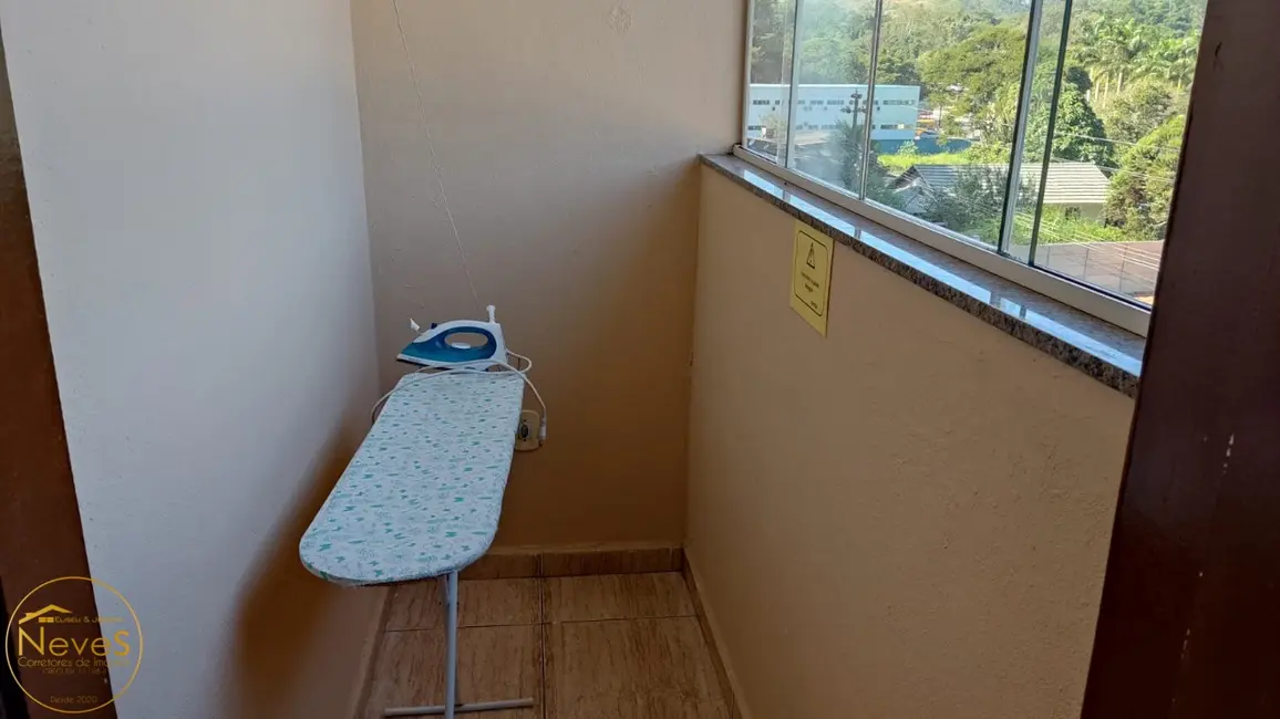 Foto 9 de Casa com 2 quartos à venda, 67m2 em Miguel Pereira - RJ