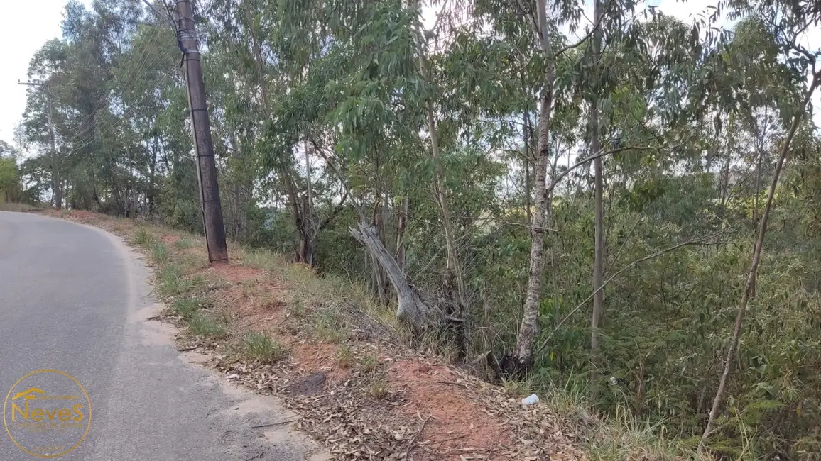 Foto 3 de Terreno / Lote à venda, 393m2 em Paty Do Alferes - RJ