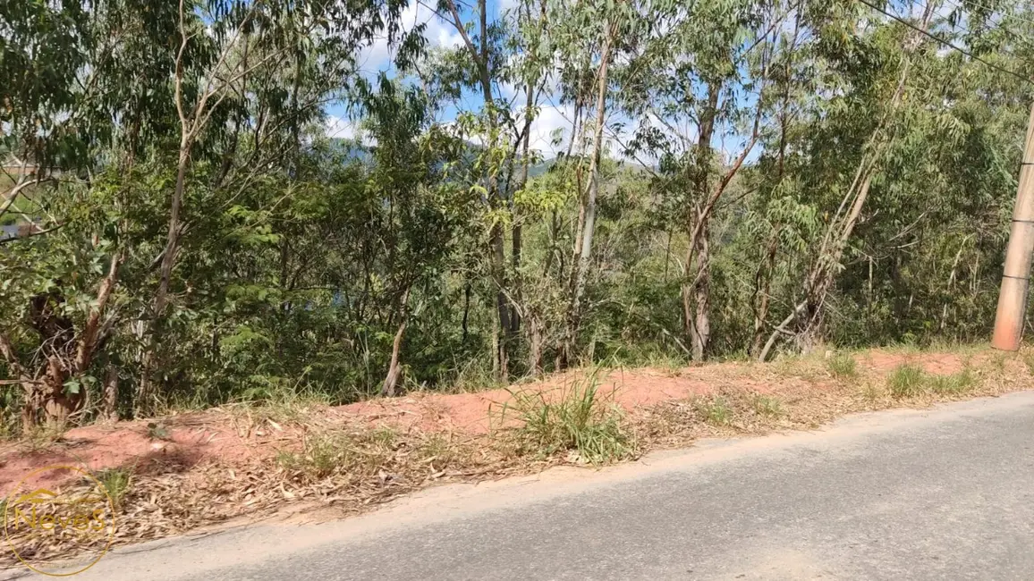 Foto 1 de Terreno / Lote à venda, 393m2 em Paty Do Alferes - RJ