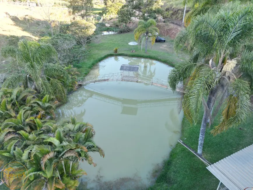 Foto 4 de Sítio / Rancho com 6 quartos à venda, 300m2 em Paty Do Alferes - RJ