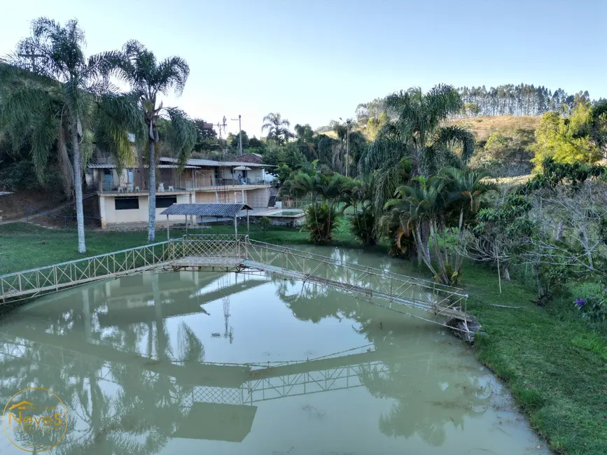Foto 1 de Sítio / Rancho com 6 quartos à venda, 300m2 em Paty Do Alferes - RJ