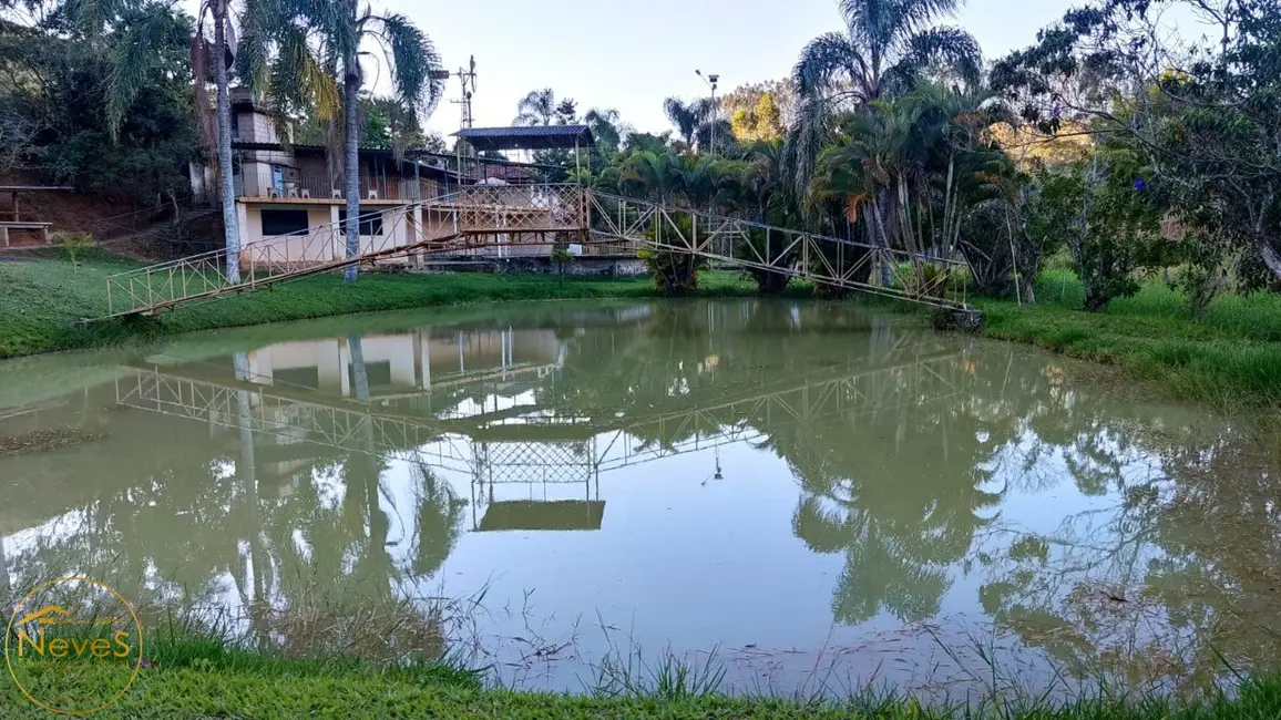 Foto 3 de Sítio / Rancho com 6 quartos à venda, 300m2 em Paty Do Alferes - RJ