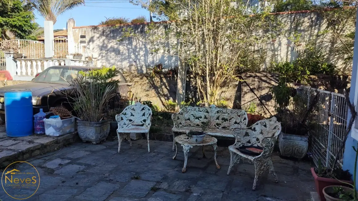 Foto 4 de Casa com 3 quartos à venda, 266m2 em Miguel Pereira - RJ