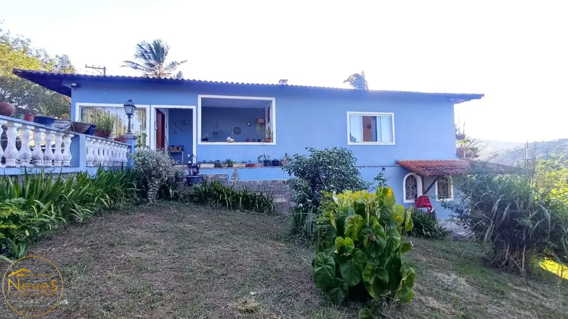 Foto 1 de Casa com 3 quartos à venda, 266m2 em Miguel Pereira - RJ