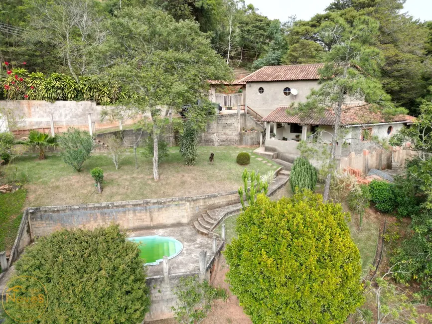 Casa com 2 quartos à venda, 149m2 em Paty Do Alferes - RJ - imagem 2 Foto 2 de Casa com 2 quartos à venda, 149m2 em Paty Do Alferes - RJ