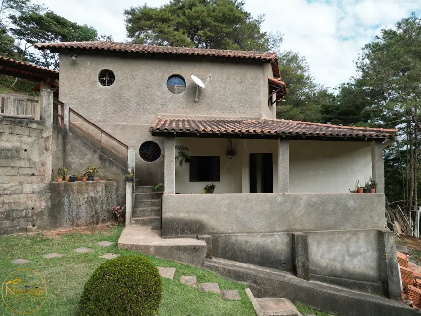 Casa com 2 quartos à venda, 149m2 em Paty Do Alferes - RJ - imagem 1 Foto 1 de Casa com 2 quartos à venda, 149m2 em Paty Do Alferes - RJ