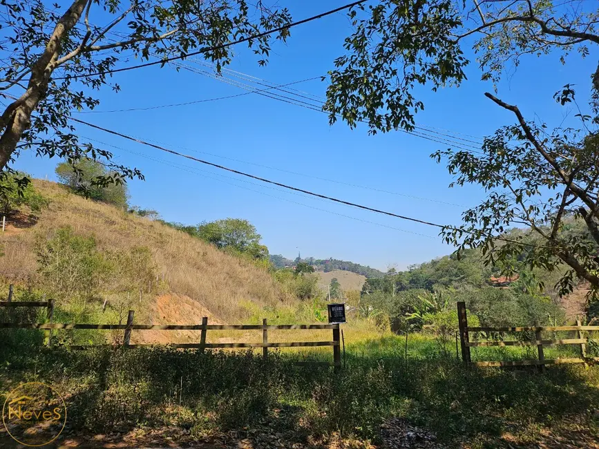 Foto 1 de Terreno / Lote à venda, 842m2 em Paty Do Alferes - RJ