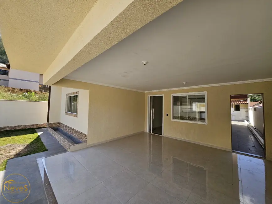 Casa com 3 quartos à venda, 150m2 em Paty Do Alferes - RJ - imagem 4 Foto 4 de Casa com 3 quartos à venda, 150m2 em Paty Do Alferes - RJ