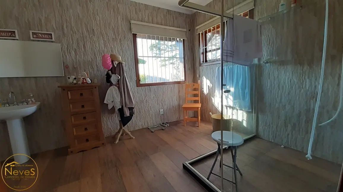 Foto 8 de Casa com 3 quartos à venda, 287m2 em Paty Do Alferes - RJ