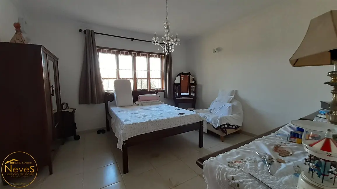 Foto 7 de Casa com 3 quartos à venda, 287m2 em Paty Do Alferes - RJ